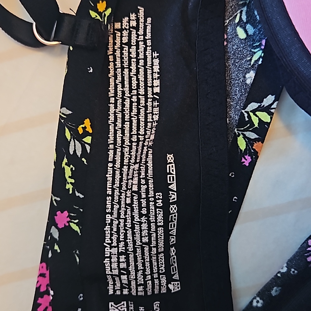 PINK  Victoria Secret bra - Picture 8 of 10